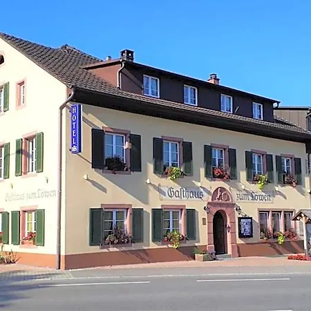 Historisches Genusshotel Loewen 3* שופהיים