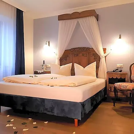 Historisches Genusshotel Loewen אורחן