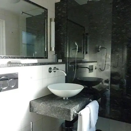 Historisches Genusshotel Loewen 3*