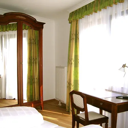 Locanda Historisches Genusshotel Loewen 3*