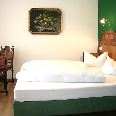 Historisches Genusshotel Loewen 3* 肖普海姆