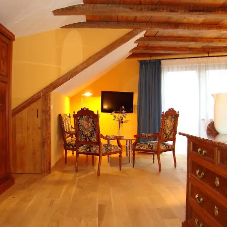 Locanda Historisches Genusshotel Loewen 3*